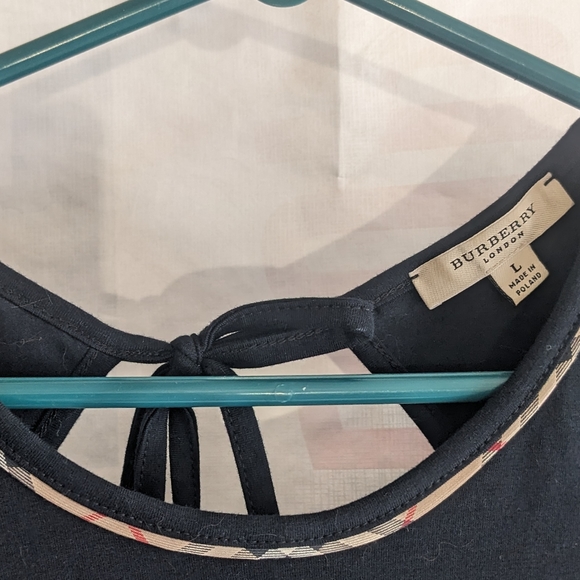 EUC Burberry London T shirt - Picture 3 of 4